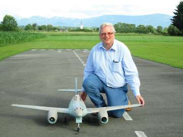 Messerschmitt Me-262-6